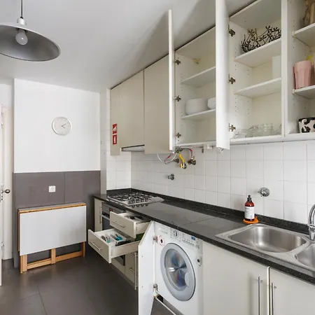 Гостевой дом Baixa Chiado Luxury Bedrooms *
