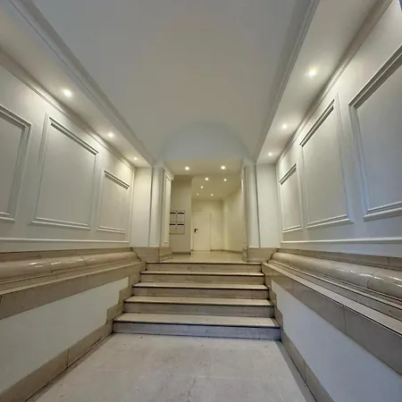 Konukevi Baixa Chiado Luxury Bedrooms