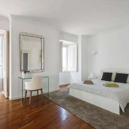 Baixa Chiado Luxury Bedrooms Лиссабон